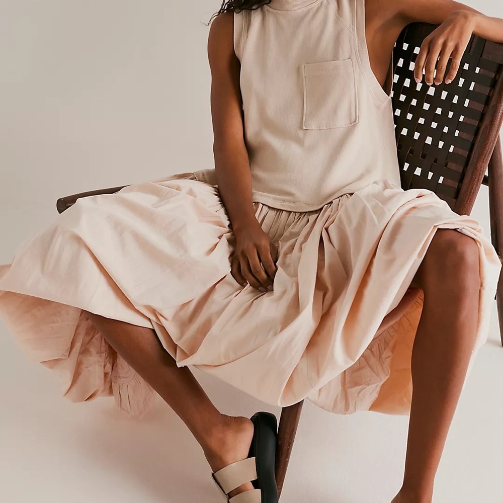 Calla Lilly Dress - Picture 3 of 7